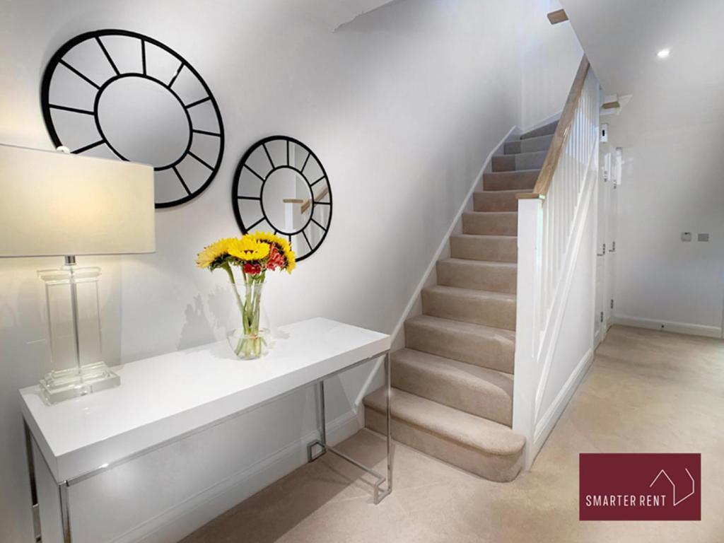 Maidenhead, Leander - 3 Bedroom - Parking & Garden 외부 사진